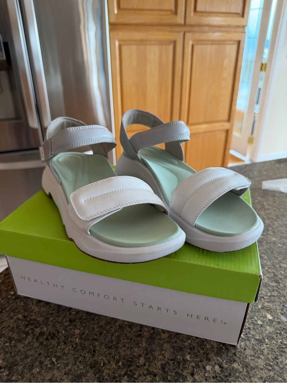 Aetrex Whit 2 strap Arch Support Sandals size 9 EUR 40